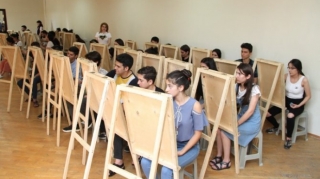 V ixtisas qrupu üzrə ixtisas seçimi edənlərin NƏZƏRİNƏ! 