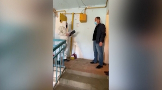 Gəncədə evdən icazəsiz çıxan koronavirus xəstəsi saxlanılıb  - FOTO