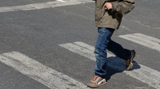 Şəmkirdə avtomobil 7 yaşlı uşağı vurub