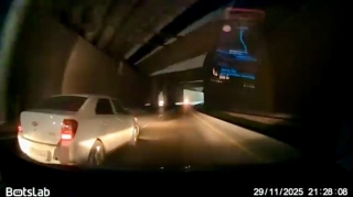 Sağ zolaqdakı avtomobili görməzdən gələn sürücü  qəza riski yaratdı   - VİDEO