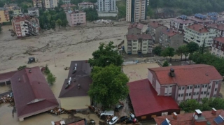 Türkiyənin şəhərlərində sel zamanı 2 nəfər ölüb, 1 nəfər itkin düşüb   - FOTO