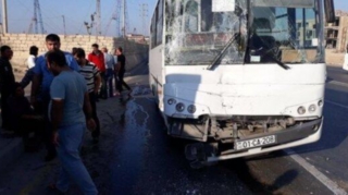 Türkiyədə avtobusla avtomobil toqquşub 