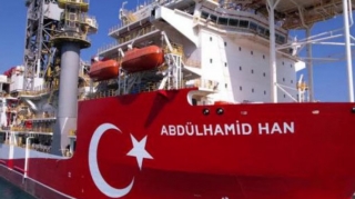 Türkiyənin ən iri qazma gəmisi  Şərqi Aralıq dənizində  - FOTO