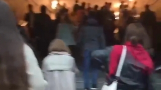 Sərnişinlərin tuneldən çıxarılma GÖRÜNTÜLƏRİ   - VİDEO