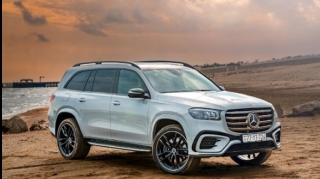 Yeni “Mercedes-Benz GLS”  əzəmətli və şıltaq Xəzər dənizinin fonunda - FOTO