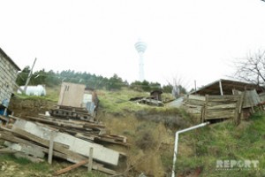 Abid Şərifov: "Bayılda uçan 6 evə kvadratına görə kompensasiya veriləcək"