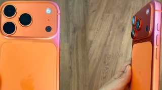 Bakıda vətəndaş narıncı “İPhone” aldı, indi rəngi dəyişir - VİDEO