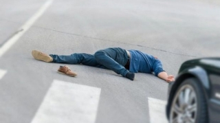 Bakıda piyadanı avtomobil vuraraq ağır yaraladı 