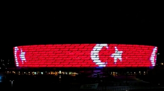 Bakı Olimpiya Stadionu Türkiyə bayrağı ilə işıqlandırılacaq