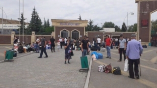 Gürcüstan azərbaycanlı vətəndaşlarını ölkəyə buraxmır  - FOTO