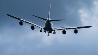 Ukraynada təyyarə evin üstünə düşüb, 4 nəfər ölüb