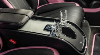 Avtomobillər üçün ağıllı stəkan altlığı ixtira edildi 