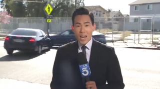 Canlı yayımda qəza anı kameraya düşdü   - VİDEO