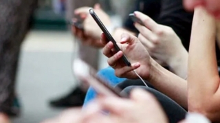 Smartfonlar yaddaşımızı necə məhv edir? 