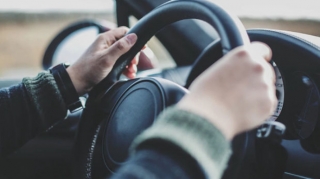 Bakıda telefonu oğurlanan şəxsi maşınla sürüdülər - Saxlanılan var 