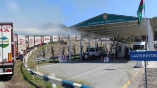 Laçın postunda saxlanılan TIR-larla bağlı SENSASİON DETALLAR   - VİDEO