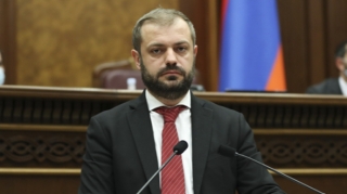 Azərbaycan ərazisindən Ermənistana daşınan yüklərin həcmi açıqlandı 