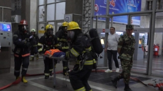 Metroda təlim:  Şərti yanğın söndürüldü, “zərərçəkmişlər” təxliyə olundu   - FOTO - VİDEO