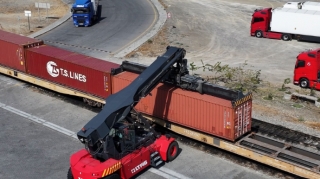 Rəqəmsallaşma sürəti artırır: Orta Dəhlizdə yükdaşımalar yüksəlişdə - VİDEO 