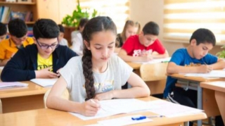 Sabahdan liseylərin V siniflərinə qeydiyyat başlayır
