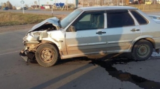 Şəmkirdə iki avtomobil toqquşub, xəsarət alanlar var