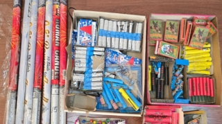 Pirotexniki vasitələr satan 4 nəfər tutuldu 