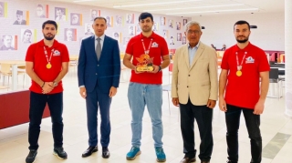 Рашад Набиев и Хафиз Пашаев встретились с командой-победительницей TEKNOFEST Azerbaijan   - ФОТО
