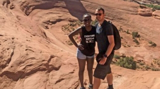 Başı kəsilmiş qadının əri 140 milyon dollar  istəyir