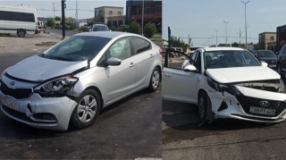 Sumqayıtda "Hyundai" "Kia" ilə toqquşdu:  xəsarət alanlar var - FOTO 