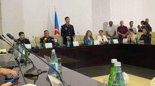 "Uşaqlar, hüquqlar, qəzalar və çıxış yolları” adlı konfrans keçirildi   - FOTO