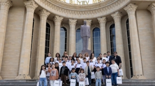 "AzInTelecom" uşaqlar üçün rəqəmsal təhlükəsizlik sessiyası keçirib - FOTO