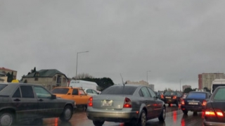 Sumqayıt-Bakı yolunda nəqliyyatın hərəkəti iflic oldu - FOTO/VİDEO 