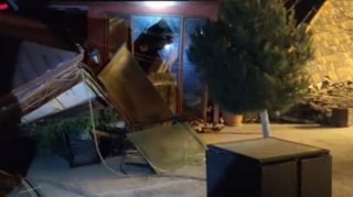 Badamdarda yenidən sürüşmə: dağıntılar altında “Mercedes” qaldı   - FOTO - YENİLƏNİB