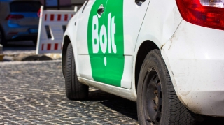 Taksi sürücüləri şirkətlərdən niyə narazıdır? - İstismar edirlər - VİDEO 