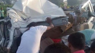 Hindistanda avtomobil qəzasında 11 nəfər ölüb 