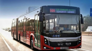 Sərnişinləri soyuqda 20 dəqiqə gözlədən sürücüyə xəbərdarlıq edildi 