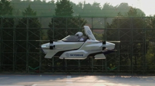 Yaponiyada ilk uçan avtomobil sınaqdan keçirilib - VİDEO 