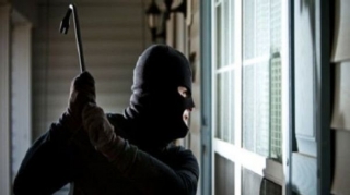 Bakıda evdən oğurluq edən dəstə üzvü tutuldu 