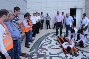 Bakı metrosunda təlim keçdilər - FOTO