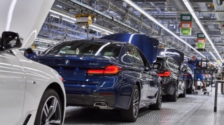 "BMW"  mikrosxem çatışmazlığına görə istehsalı azaldacaq