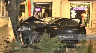 Bakıda 4 avtomobil toqquşdu, xəsarət alanlar var   - FOTO