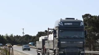 İriqabaritli yük maşınları hansı hallarda dövlət qurumunun avtomobili ilə müşayiət edilir? - DƏYİŞİKLİK 