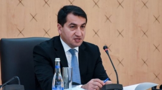 Hikmət Hacıyev: “Ermənistana məxsus Su-25 təyyarəsinin guya F-16 təyyarəsi ilə vurulması barədə xəbərlər cəfəngiyyatdır”  