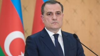 Ceyhun Bayramov Tailanda getdi 