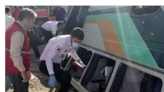 İranda servis avtobusu aşdı: 17 nəfər xəsarət aldı 
