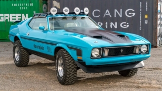 Köhnə "Mustang"ı SUV-a çevirib satışa çıxardılar - FOTOLAR 