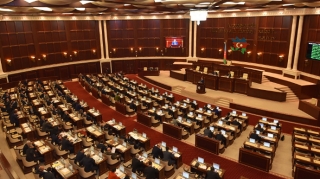 Milli Məclis 8 noyabr  - Zəfər Günü ilə bağlı bəyanat qəbul etdi