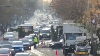 Bu küçədə təmirə görə sıxlıq YARANDI  - FOTO