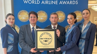 AZAL Mərkəzi Asiya və MDB-nin ən yaxşı aviaşirkəti seçildi - FOTO 