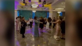 "Neolit"də toy oldu;  mərasim aparıcısı koronavirus xəstəsi çıxıb - VİDEO 